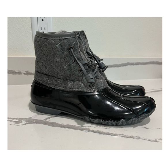 Seven Brand Women's Rain Boots Wool Goose Boot Quilted Lace Up Booties‎ Size 8 - Picture 1 of 8
